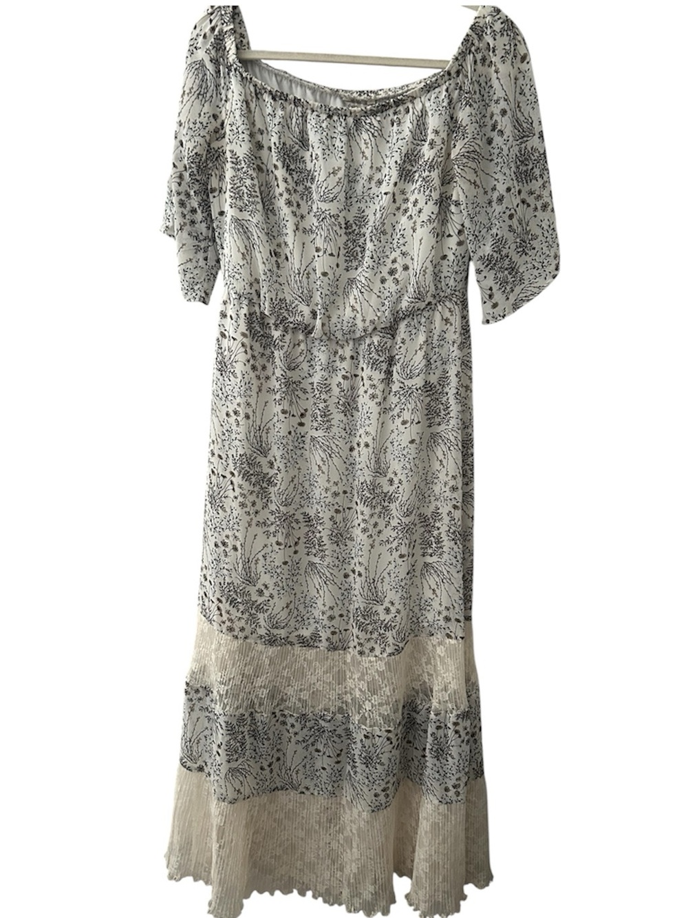 Cato Cream and Black Floral Off-Shoulder Maxi Dress bohemian M